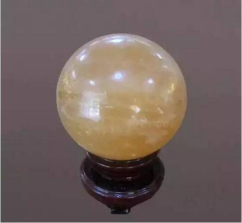 八大镇宅之宝——水晶 八大镇宅之宝——水晶